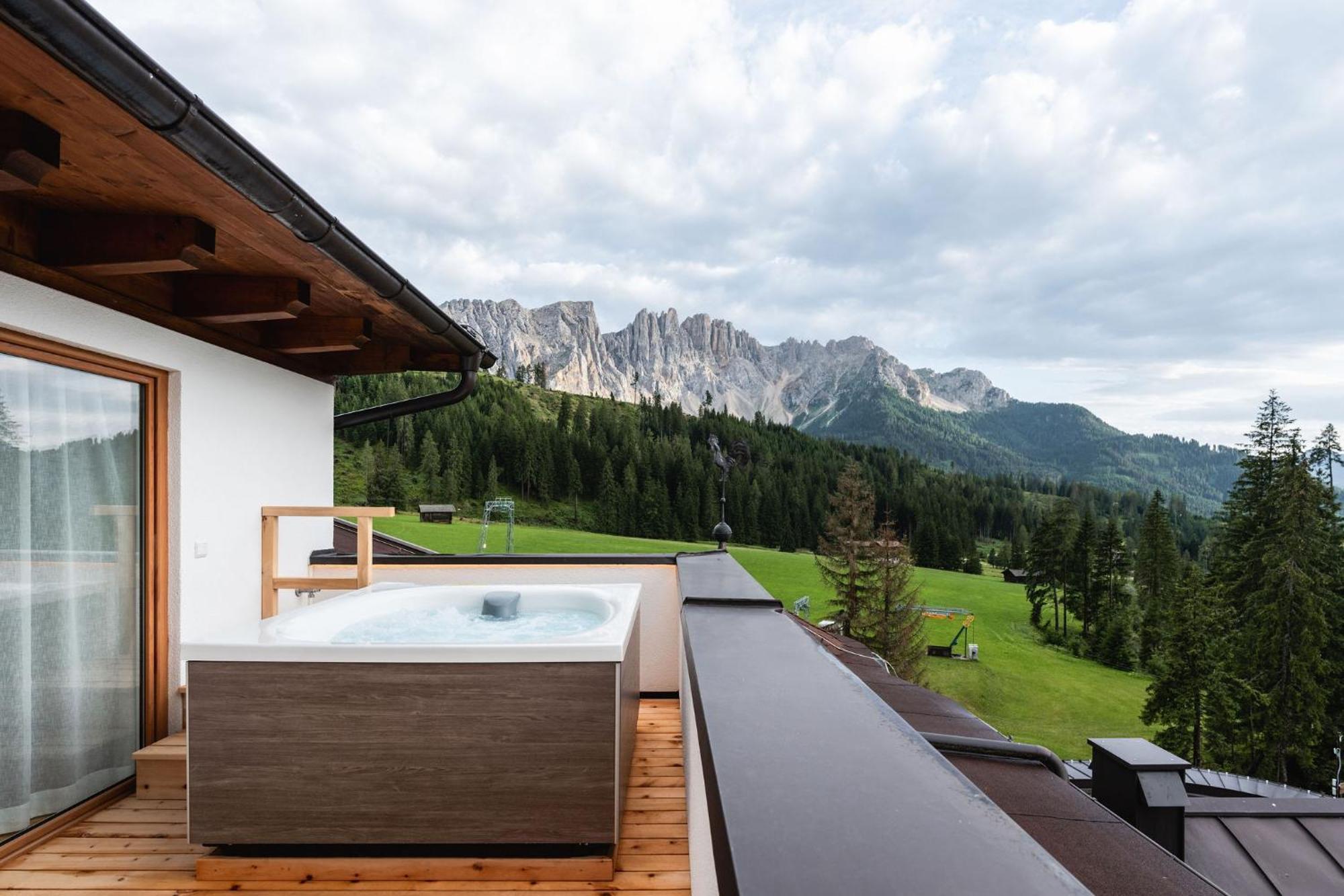 Moseralm Dolomiti Spa Resort Nova Levante Dış mekan fotoğraf